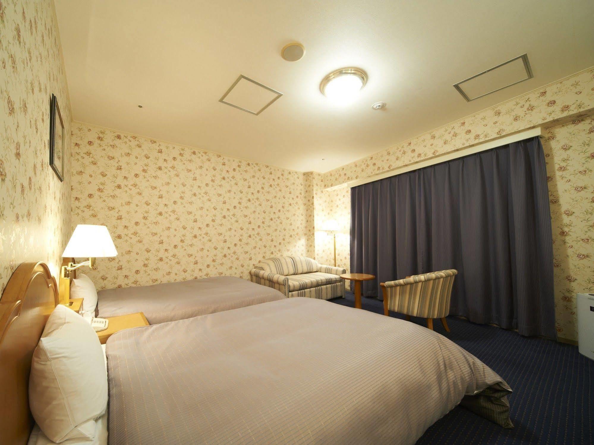Hotel Sunroute Sopra Kōbe Extérieur photo